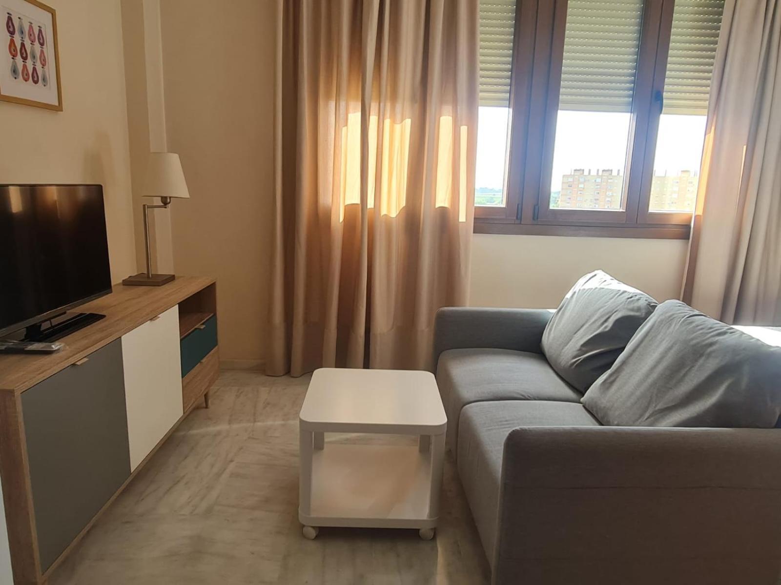 Apartament Lux Abril Sewilla Zewnętrze zdjęcie